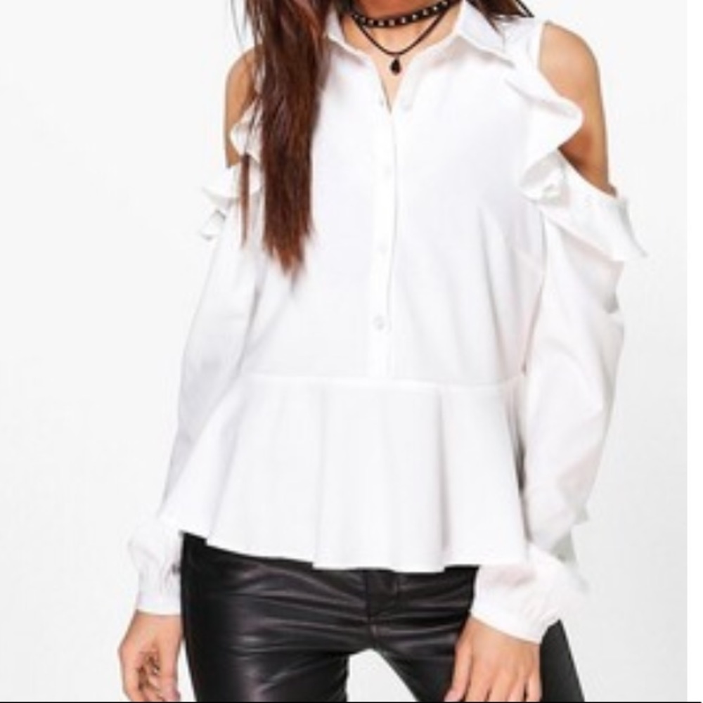 Boohoo White Cold-Shoulder Ruffle Peplum Blouse NWOT
